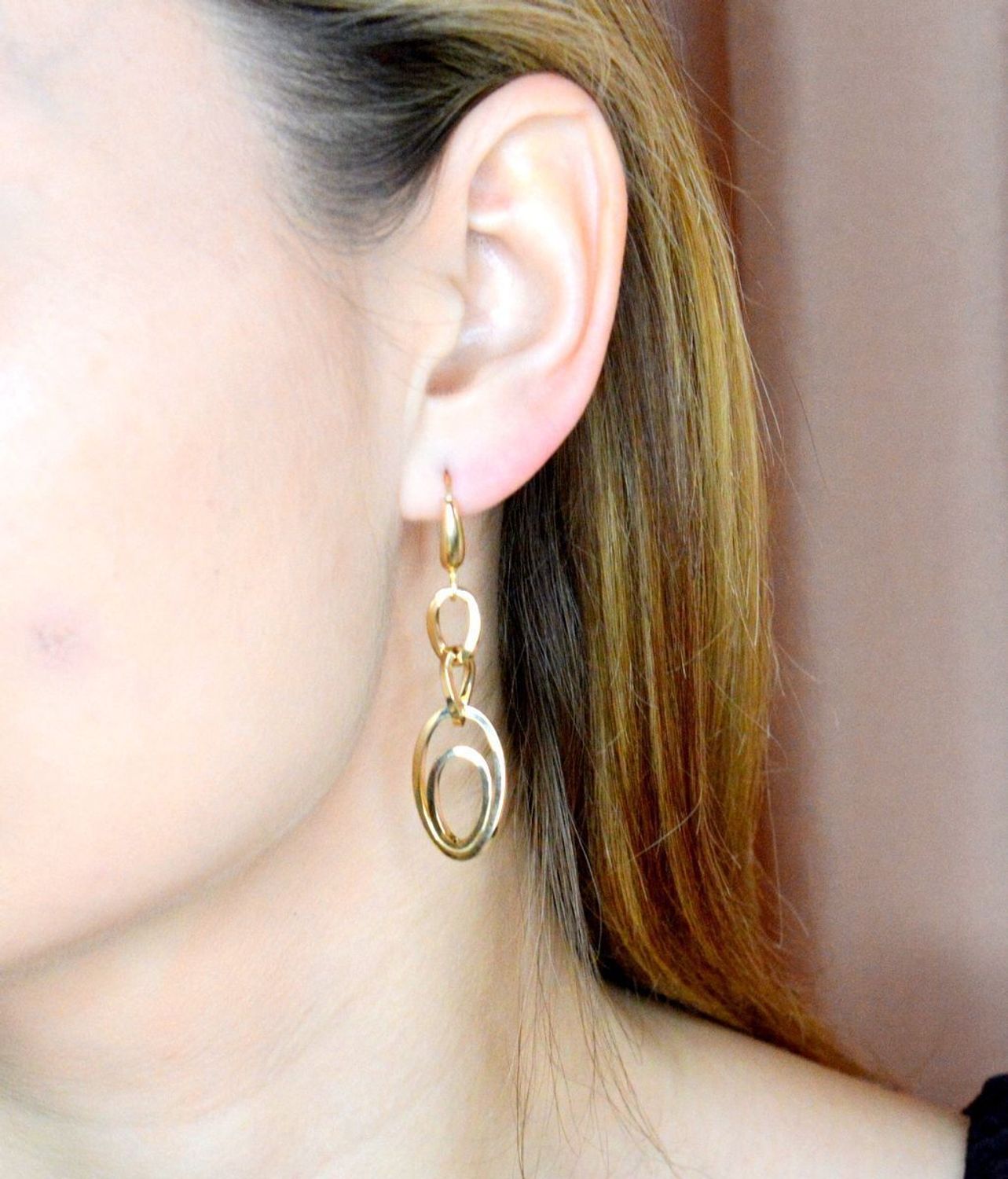 Złote kolczyki damskie 585 wiszące owalne elementy KL 8735 585.jpg